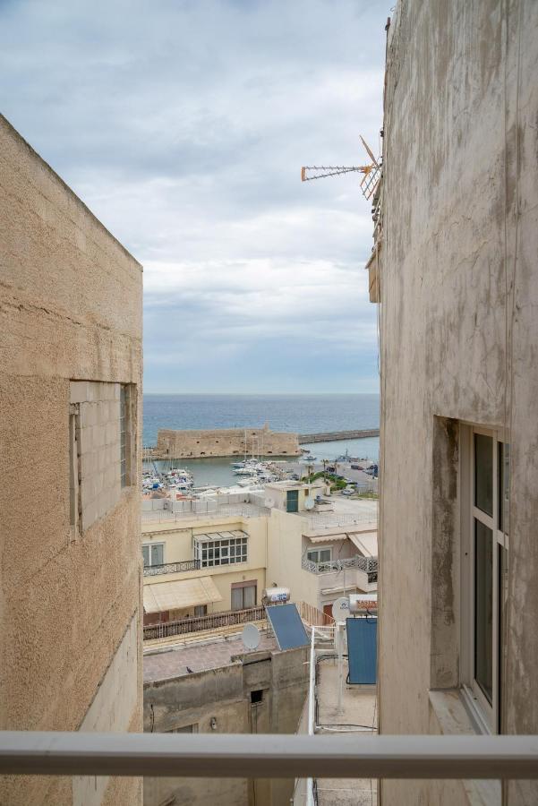 Penthouse Apartment In Downtown With Seaview Ираклион Экстерьер фото