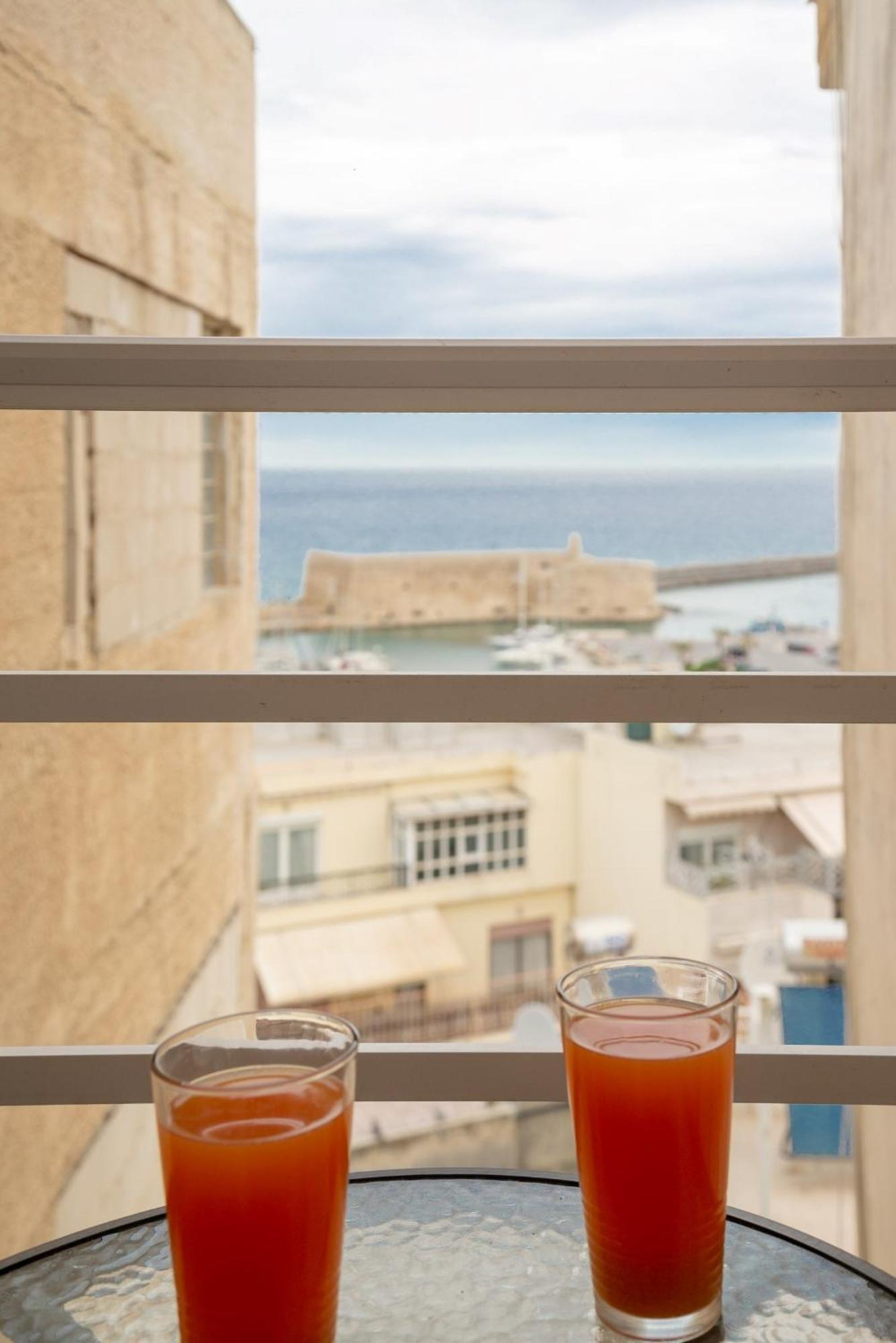 Penthouse Apartment In Downtown With Seaview Ираклион Экстерьер фото