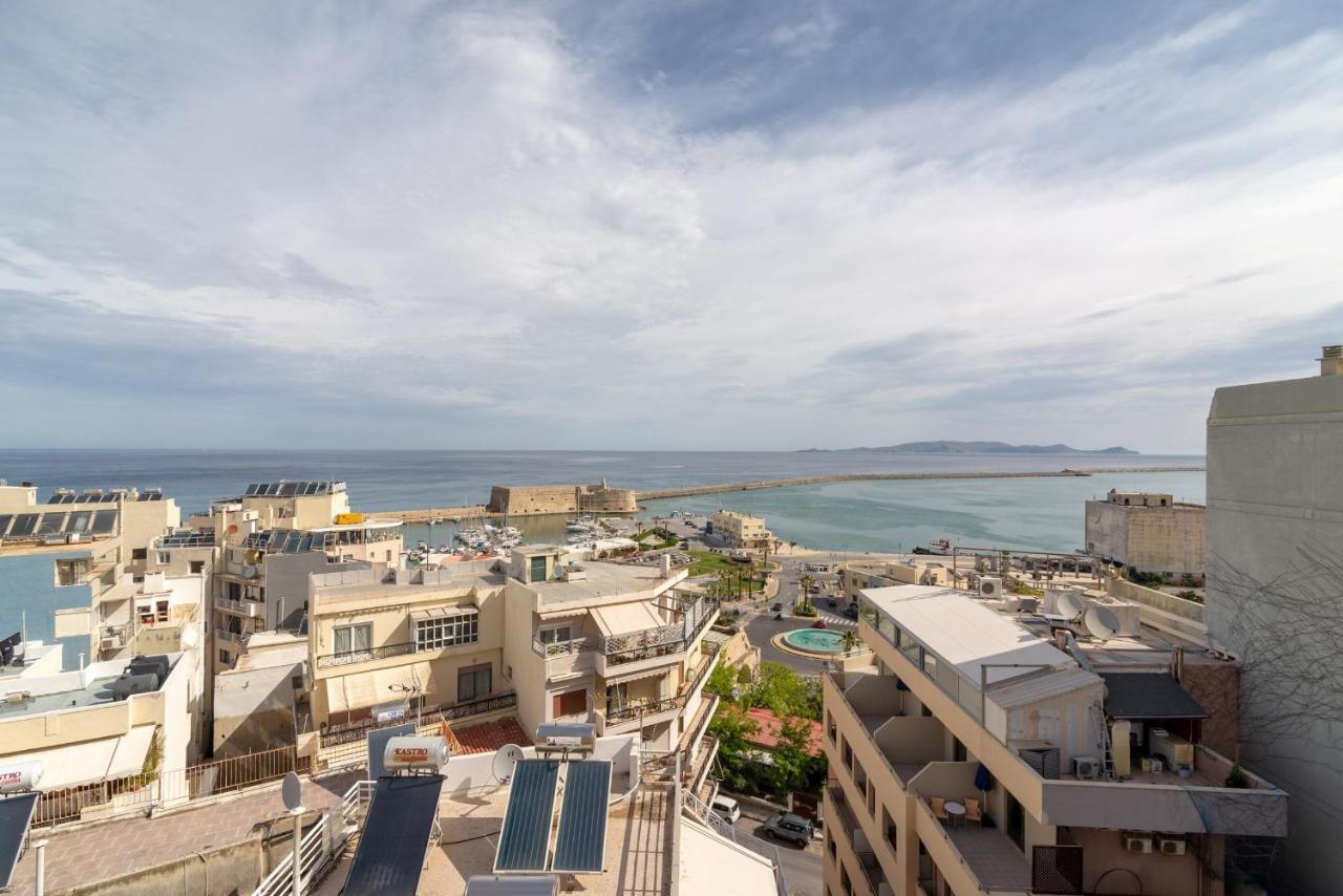 Penthouse Apartment In Downtown With Seaview Ираклион Экстерьер фото