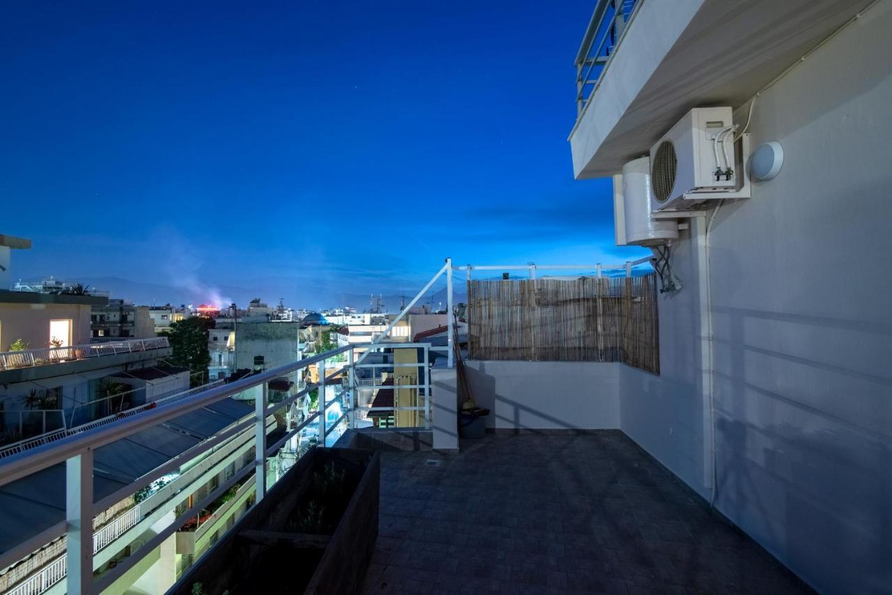 Penthouse Apartment In Downtown With Seaview Ираклион Экстерьер фото
